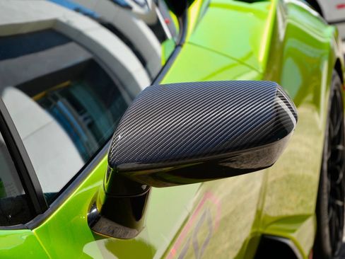 Used 2023 Lamborghini Huracan STO RWD image 18