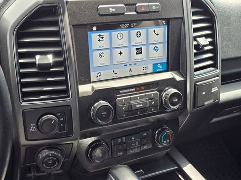 Used 2019 Ford F150 XLT w/ Equipment Group 302A Luxury AWD/4WD image 25