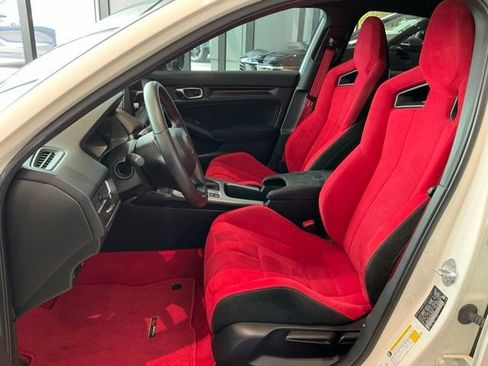 Used 2025 Honda Civic Type R image 11