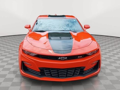 Used 2020 Chevrolet Camaro SS RWD image 5