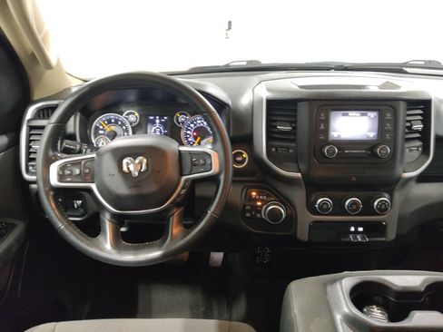 Used 2020 RAM 1500 Big Horn AWD/4WD image 22