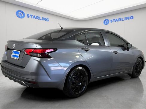 Used 2020 Nissan Versa S FWD image 9