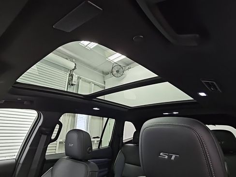 New 2026 Buick Enclave Sport Touring w/ Power Package image 29