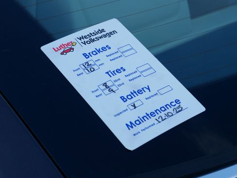 Used 2016 Volkswagen Eos Komfort image 32