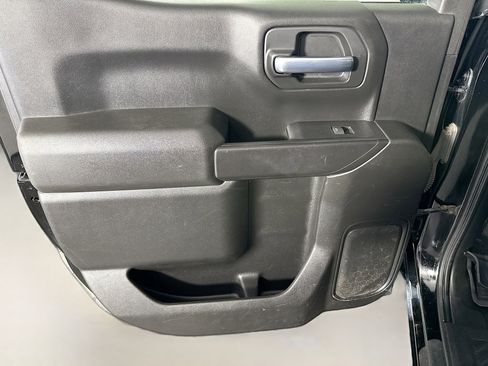 Used 2020 Chevrolet Silverado 1500 LT image 25