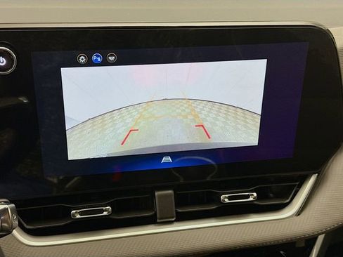 New 2026 Chevrolet Equinox LT AWD/4WD image 16