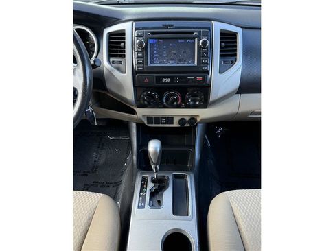 Used 2013 Toyota Tacoma PreRunner w/ SR5 Pkg RWD image 11
