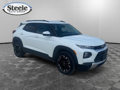Used 2023 Chevrolet TrailBlazer LT FWD image 7