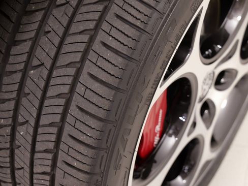 Used 2024 Alfa Romeo Tonale Veloce image 86