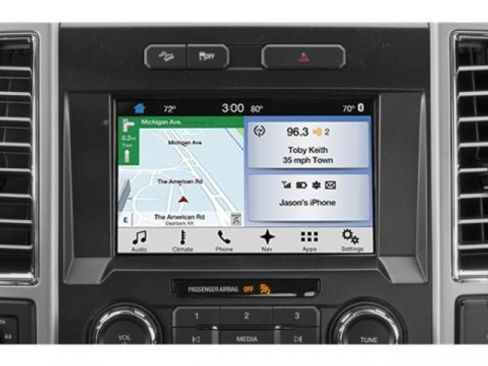 Used 2015 Ford F150 Lariat w/ Equipment Group 502A Luxury image 17