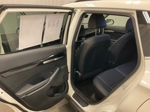 Used 2021 Kia Seltos EX image 31