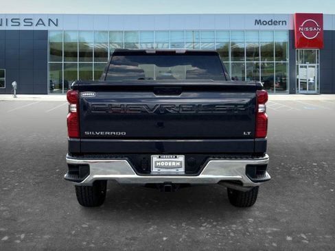 Used 2023 Chevrolet Silverado 1500 LT AWD/4WD image 4