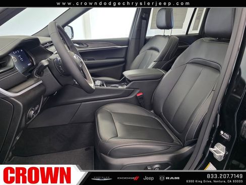 New 2026 Jeep Grand Cherokee Limited w/ Limited Altitude Package RWD image 16