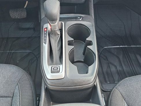 Used 2024 Chevrolet Trax LS w/ LS Convenience Package image 14