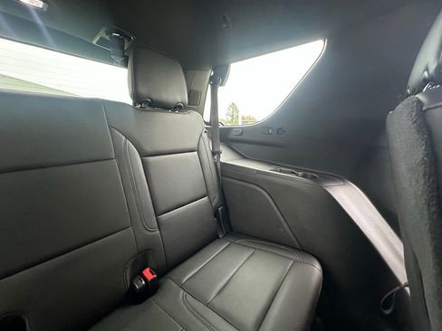 Used 2021 Chevrolet Tahoe Z71 image 26