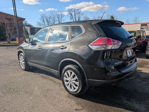Used 2016 Nissan Rogue S image 4