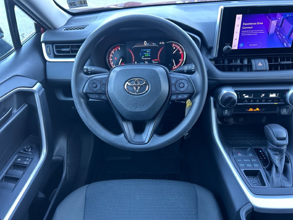 Used 2023 Toyota RAV4 LE AWD/4WD image 13