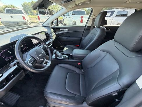 Certified 2024 Kia Sportage EX FWD image 17