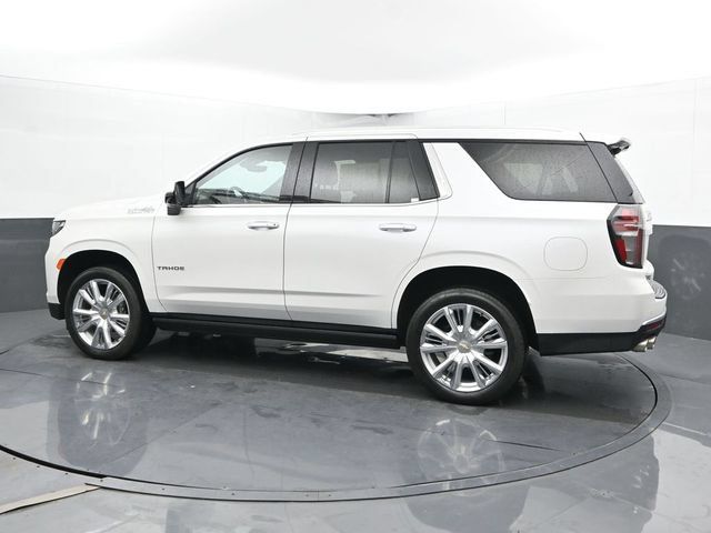 Used 2024 Chevrolet Tahoe High Country AWD/4WD image 9