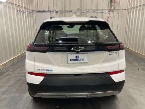 Used 2023 Chevrolet Bolt EUV Premier w/ Sun & Sound Package FWD image 23