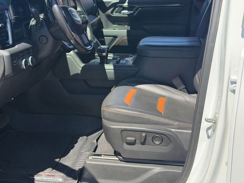 Used 2023 GMC Sierra 1500 AT4 AWD/4WD image 13