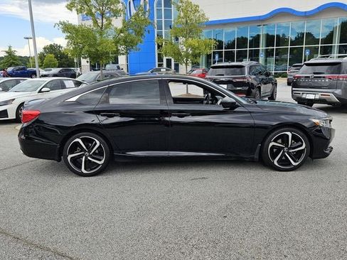 Used 2021 Honda Accord Sport image 9