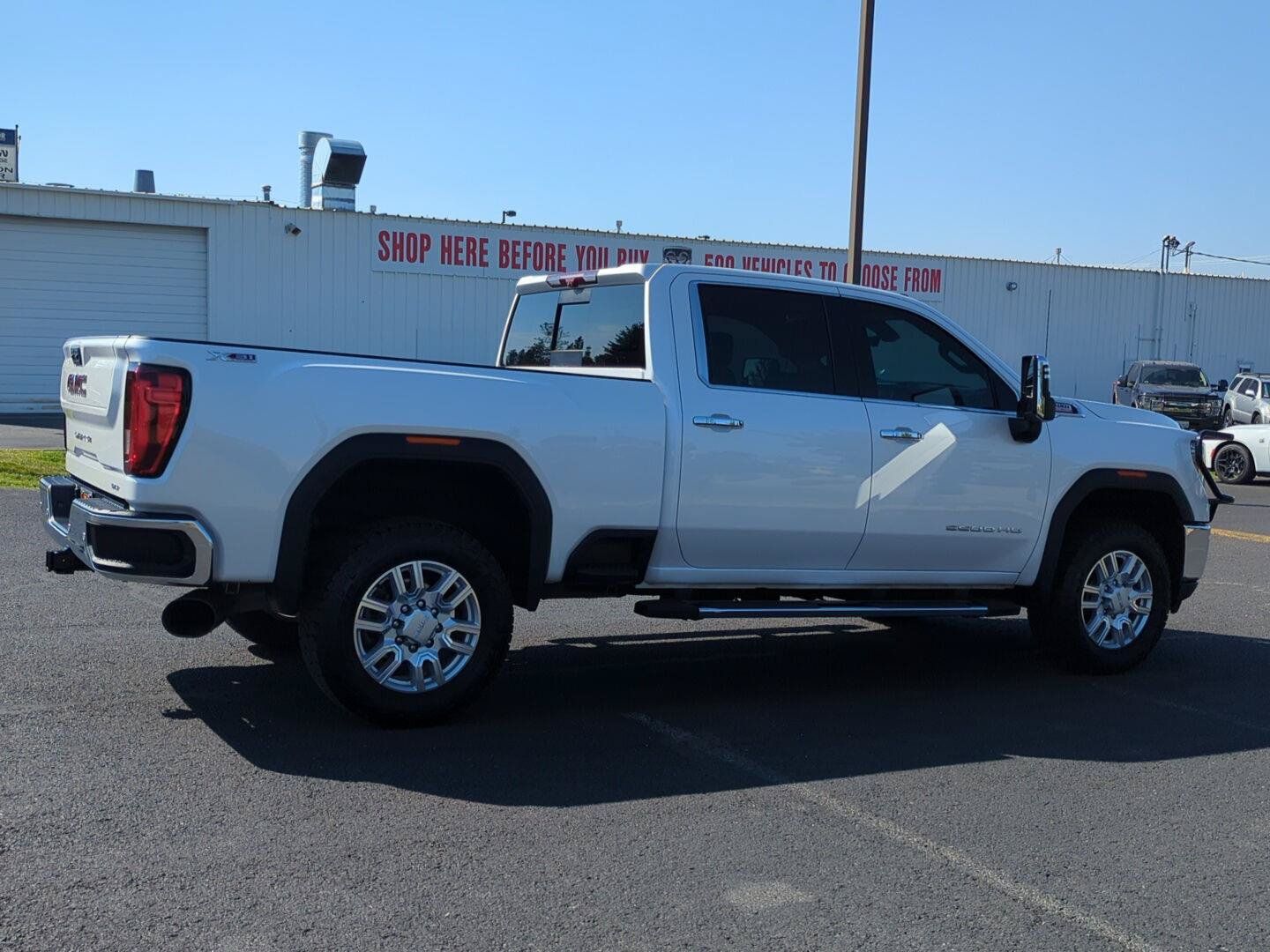 Used 2020 GMC Sierra 3500 SLT w/ SLT Premium Plus Package AWD/4WD image 6