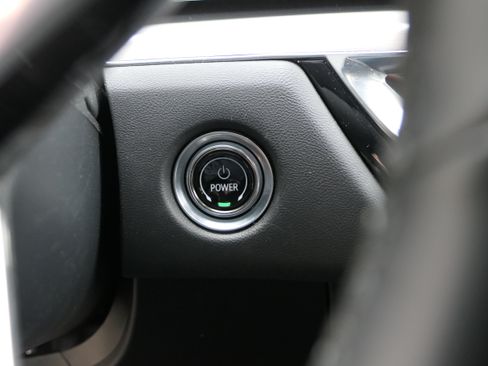 Certified 2024 Cadillac Lyriq Sport AWD/4WD image 19