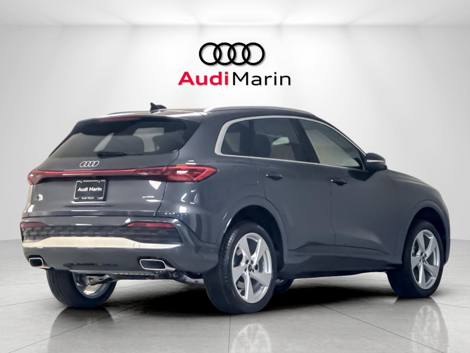 Used 2026 Audi Q5 Premium AWD/4WD image 5