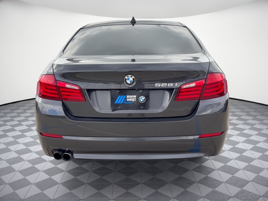 Used 2012 BMW 528i Sedan RWD image 11