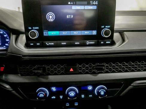 Used 2023 Honda Accord LX image 23