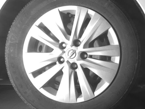 Used 2025 Nissan Sentra S image 13