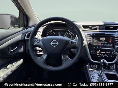 Certified 2024 Nissan Murano SV FWD image 21
