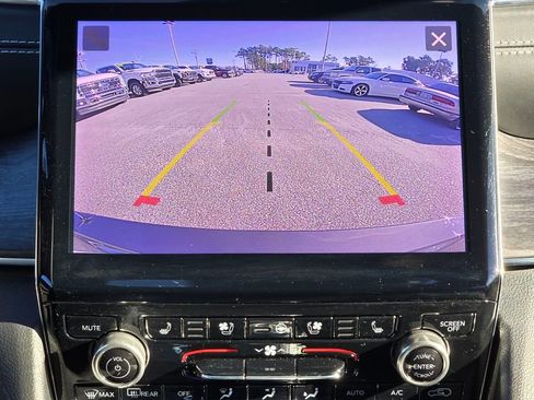 Used 2021 Jeep Grand Cherokee L Overland image 20