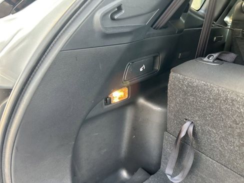 Used 2024 Mitsubishi Outlander ES image 31