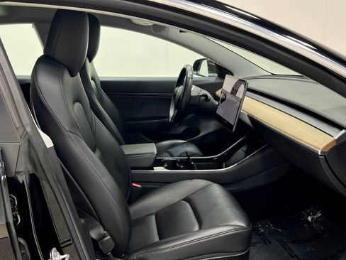 Used 2019 Tesla Model 3 Standard Range Plus RWD image 30