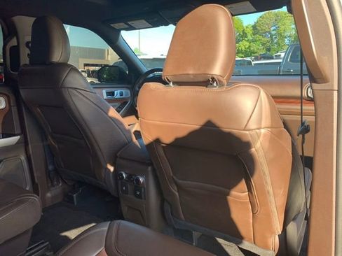 Certified 2024 Ford Explorer King Ranch w/ Technology Package AWD/4WD image 14