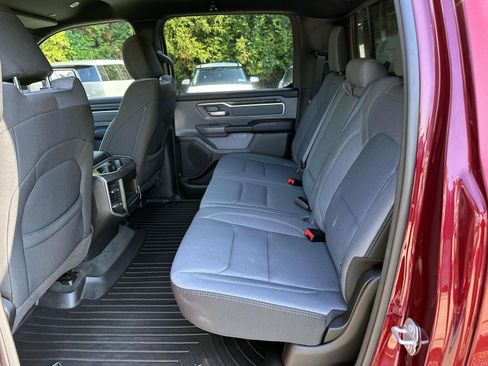 Used 2023 RAM 1500 Big Horn AWD/4WD image 12