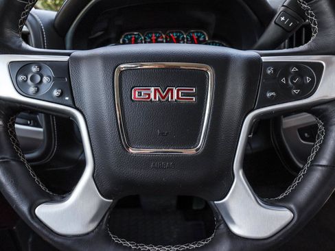 Used 2017 GMC Sierra 1500 SLT w/ SLT Preferred Package AWD/4WD image 13