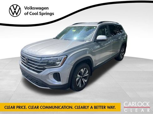 Used 2024 Volkswagen Atlas SE FWD image 1