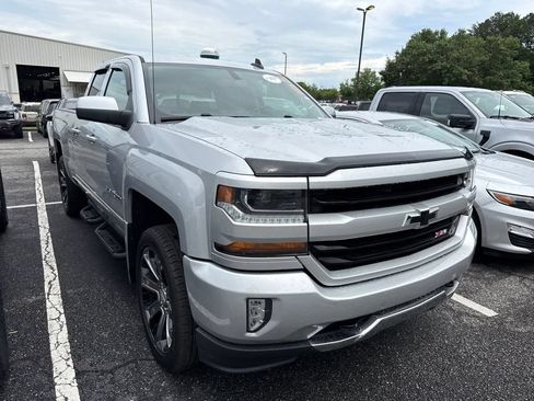 Used 2018 Chevrolet Silverado 1500 LT w/ True North Edition AWD/4WD image 2