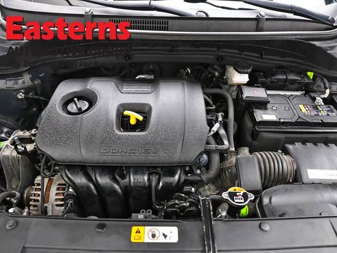 Used 2023 Kia Soul LX w/ LX Technology Package FWD image 7
