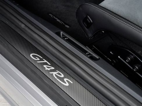 Used 2023 Porsche 718 Cayman GT4 RS image 9