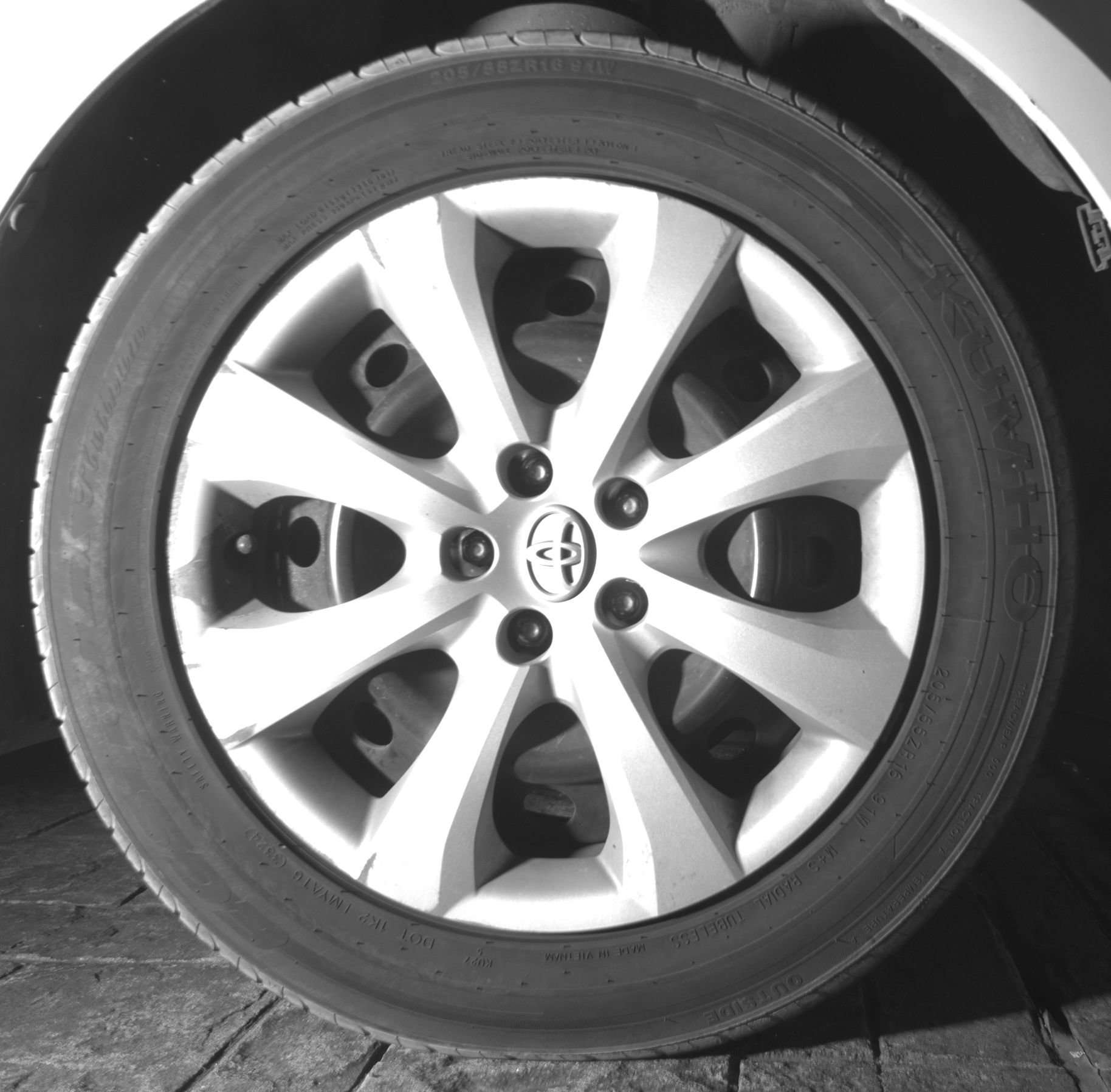 Used 2024 Toyota Corolla LE FWD image 28