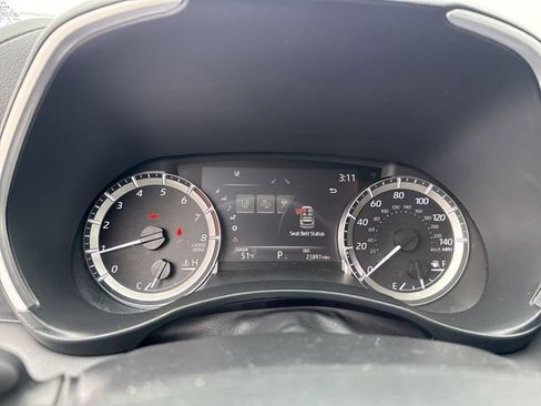 Used 2023 Toyota Highlander XLE image 43