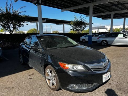 Used 2013 Acura ILX w/ Technology Package FWD image 30