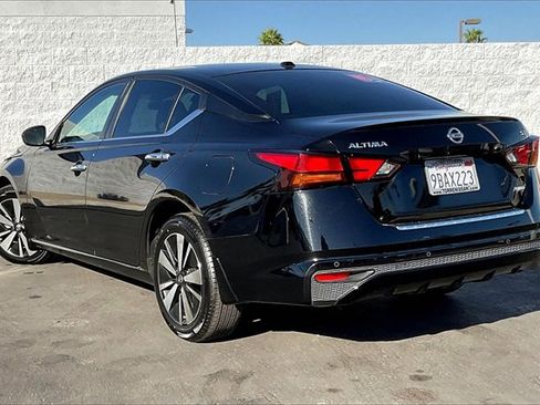 Certified 2022 Nissan Altima 2.5 SV image 10