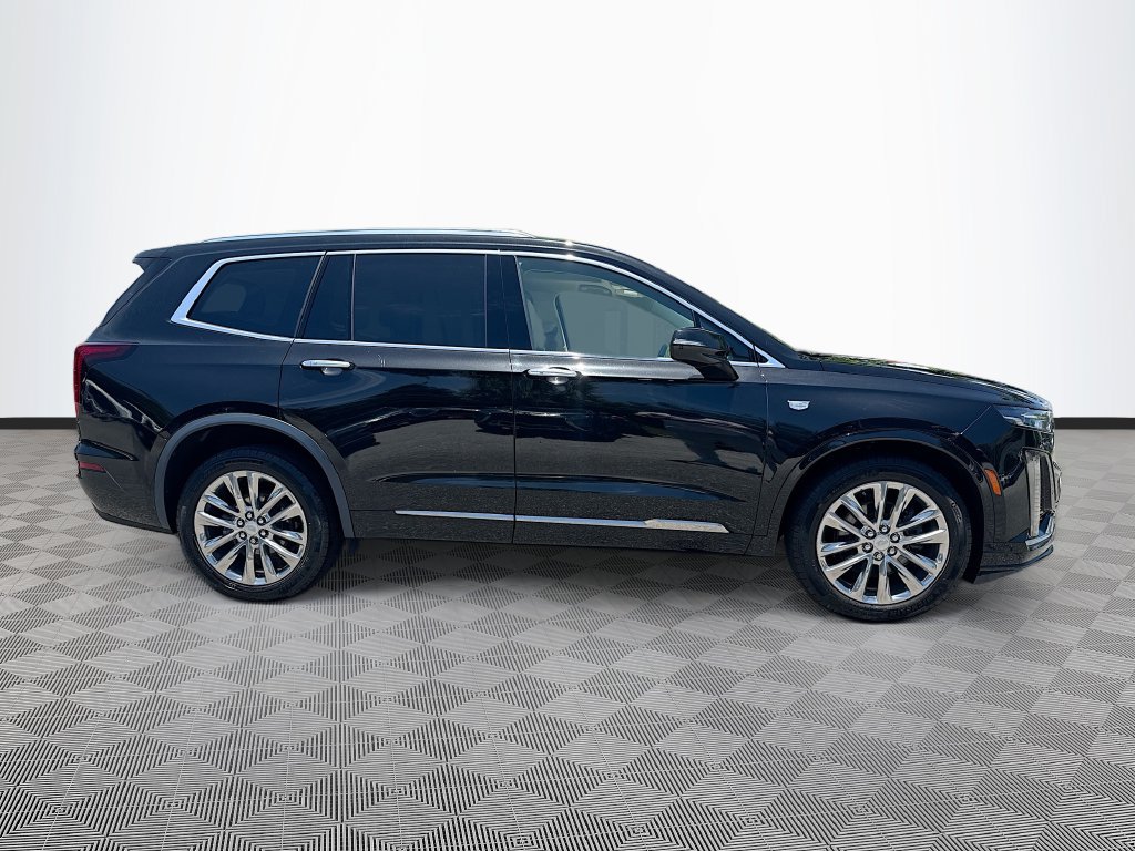 Used 2024 Cadillac XT6 Premium Luxury w/ LPO, Floor Liner Package AWD/4WD image 5