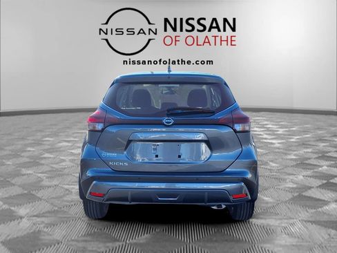 Certified 2025 Nissan Kicks Play S image 25