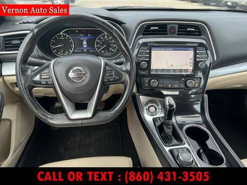 Used 2017 Nissan Maxima 3.5 SV image 17